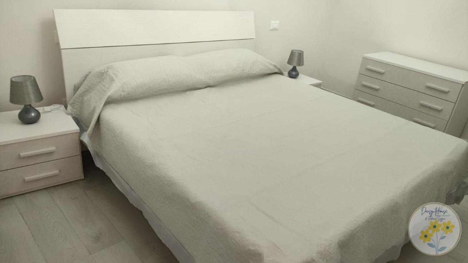 הוילה סיקוליאנה Daisy House מראה חיצוני תמונה